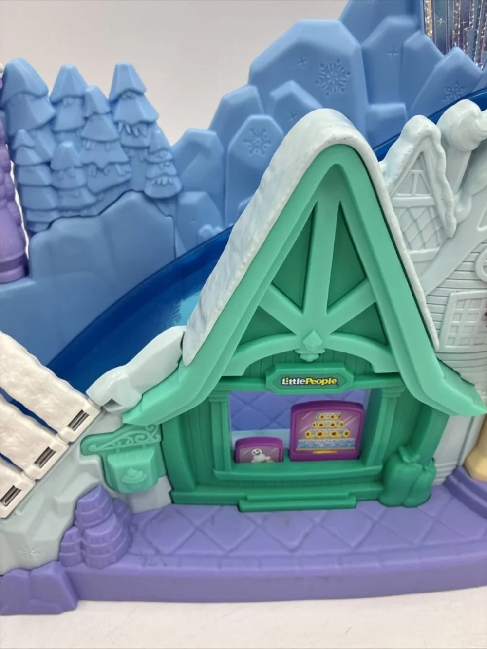 Fisher Price Little People Arendelle Sledding Adventure Disney Frozen Playset
